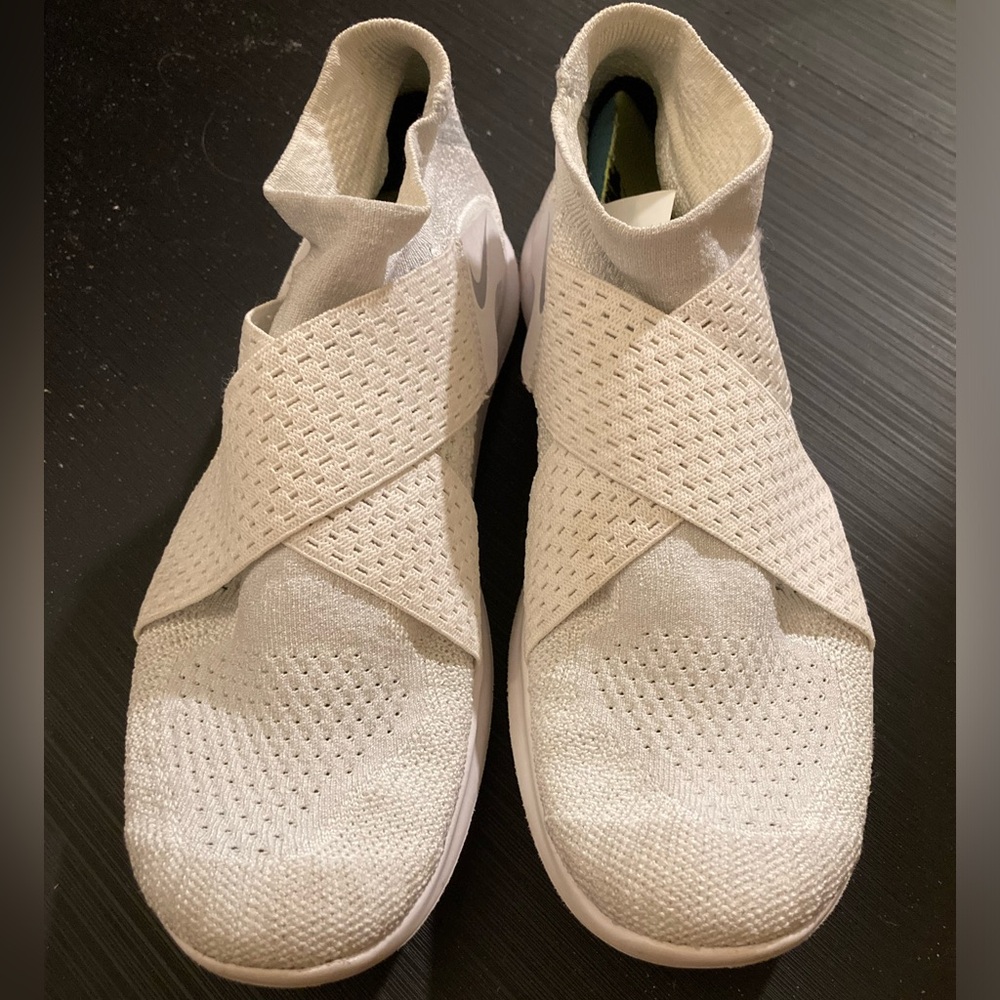 Women’s Nike Runners Size 7